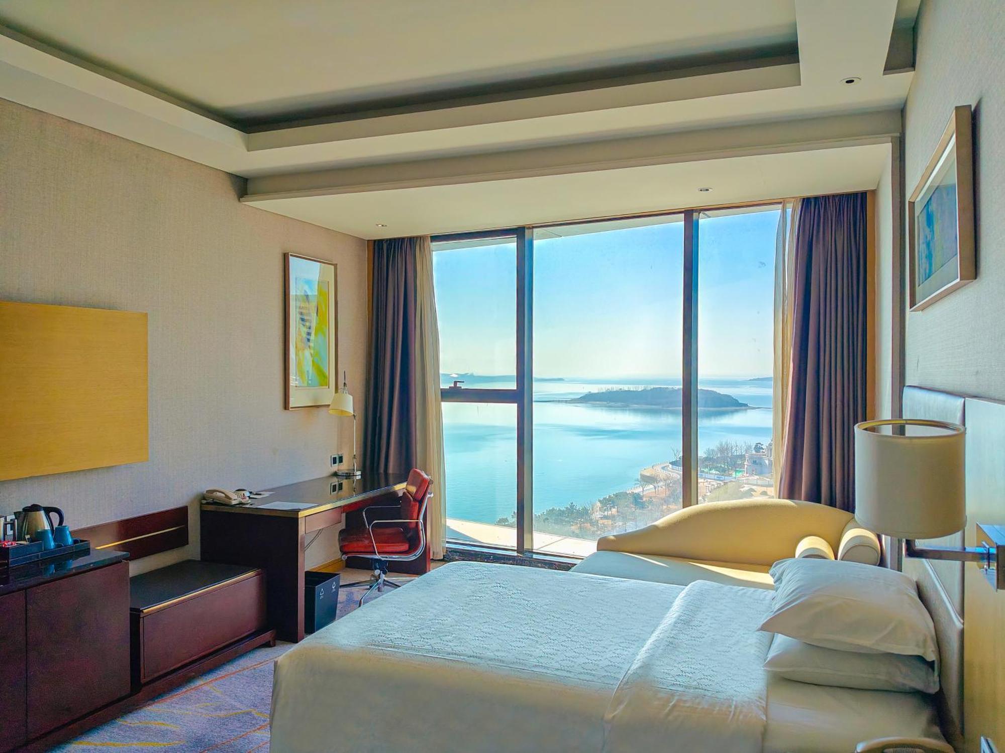 Sheraton Qingdao West Coast Buitenkant foto